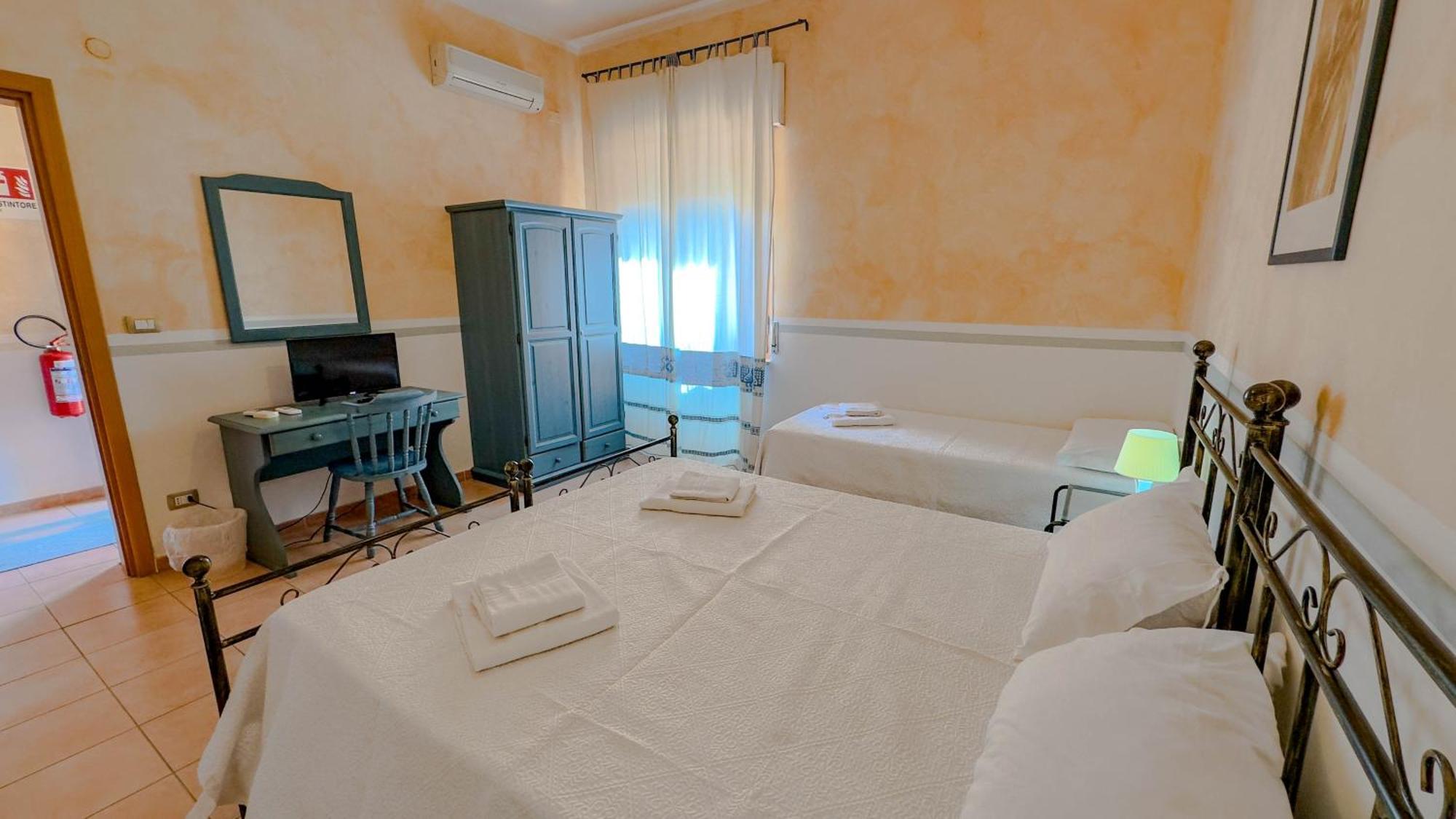 Su Recreu 'E Mare Hotel Боса Марина Екстериор снимка